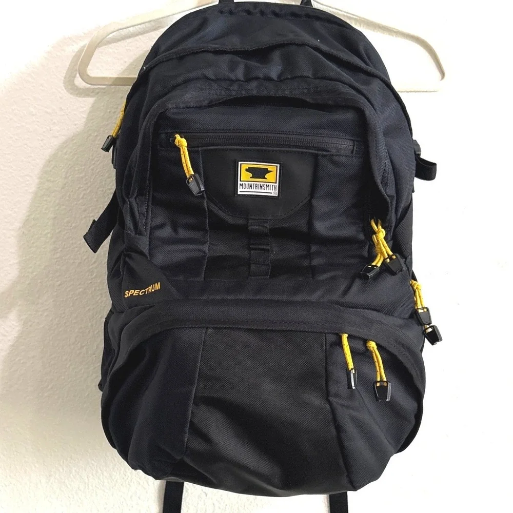 Mountainsmith Spectrum Camera Backpack Black Yellow Padded DSLR Laptop Bag